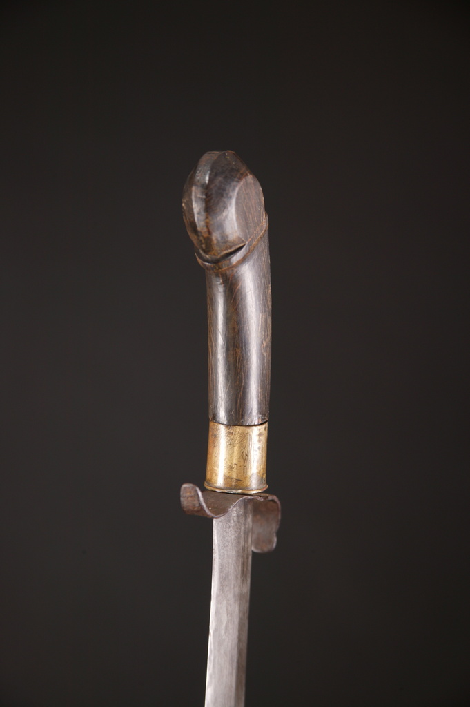 PH532: Central Philippine Sword